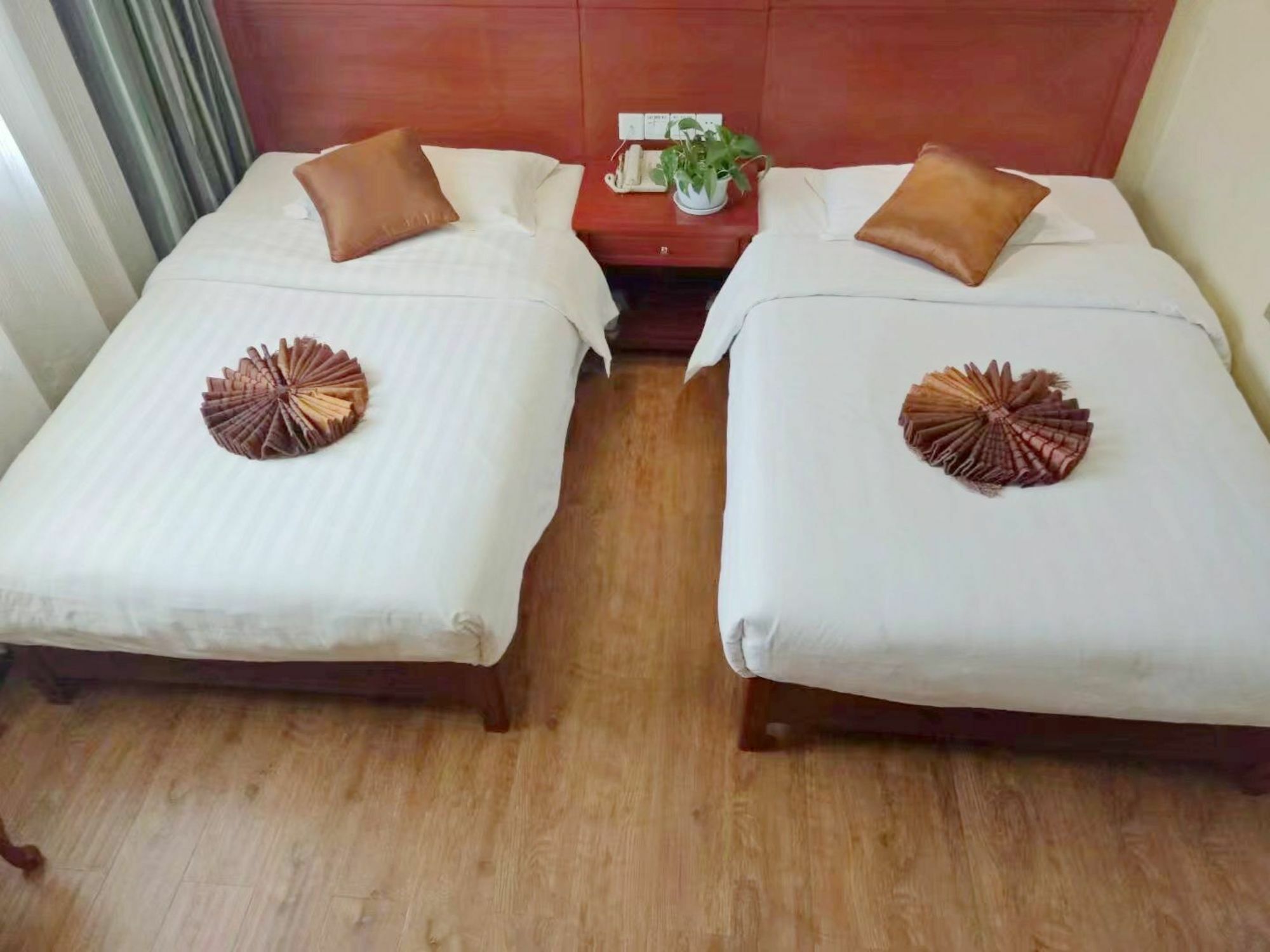 Hotel Super 8 Dunhuang Fengqingcheng Esterno foto