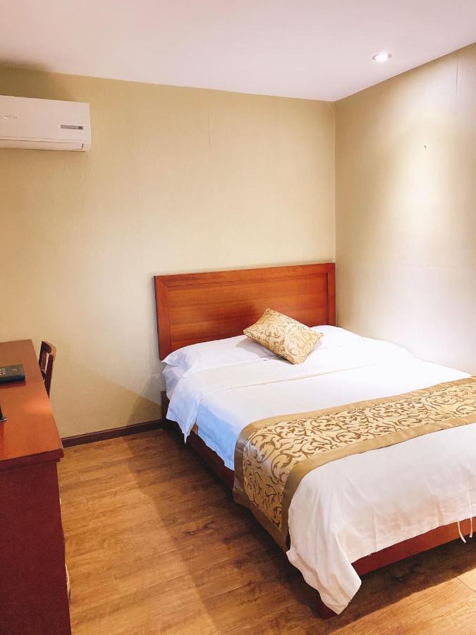 Hotel Super 8 Dunhuang Fengqingcheng Esterno foto